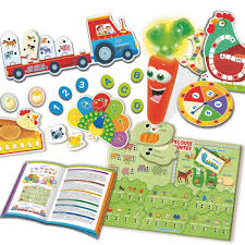 Coffret Carotina 50 Jeux avec cartes colorées, lettres et plateau éducatif pour enfants.
