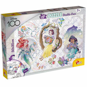 Enfant assemblant un Puzzle Disney 100e Anniversaire coloré avec personnages emblématiques.