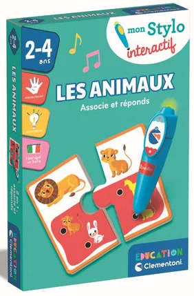 Enfant utilisant un stylo interactif sur un puzzle d’animaux recto-verso.