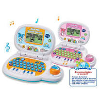 Un ordinateur éducatif évolutif pour les petits ! Caractéristiques : 10 activités éducatives intégrées Clavier abécédaire, touches musicales et souris directionnelle 1 chanson, 10 mélodies, 1 histoire, 1 carte virtuelle incluses Jusqu’à 30 chansons et mélodies, 10 histoires personnalisables Dimensions : 26 x 19 x 5 cm Piles fournies : 2 x LR6 (AA) Âge recommandé : dès 2 ans https://st0.etoilejouet.ma/wp-content/uploads/2024/09/ordinateur-ptit-genius-ourson-vtech-etoile-jouet.jpg