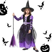 Idéal pour le jeu de rôle, le carnaval, Halloween, les fêtes à thème, les fêtes d'anniversaire, les séances photo, les spectacles ou autres célébration Vous recevrez: 1x Robe 1x Ceinture 1x Chapeau magique 1x Manche à balai violet https://st0.etoilejouet.ma/wp-content/uploads/2024/10/robe-sorciere-etoile-jouet.jpg
